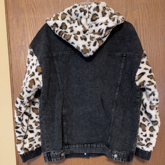 New Fantastic Fawn Leopard Sleeve Hooded Denim Oversized Jacket - Picture 2 of 10